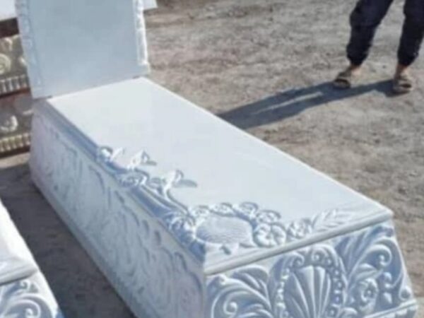 سنگ قبر مرمر سفید . شماره ۸۳۹